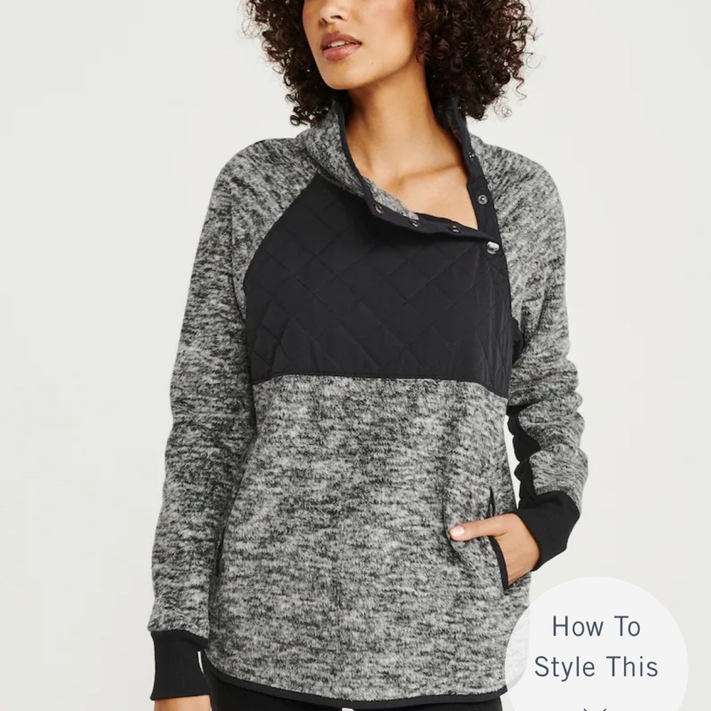 Abercrombie & Fitch Asymmetrical Snap-Up Fleece